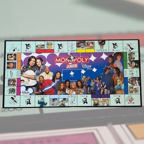 Hasbro Parker Brothers 2007 Y2K Disney Channel Edition Monopoly Junior Complete - Picture 4 of 9